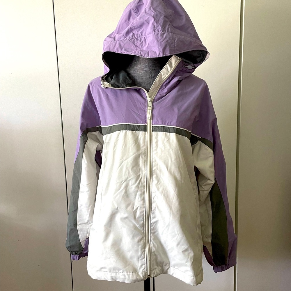 Women’s waterproof Columbia jacket sz L.